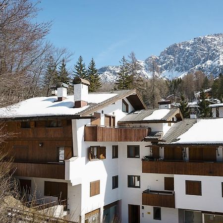 Villa Franchetti - Stayincortina กอร์ตินาดัมเปซโซ ภายนอก รูปภาพ
