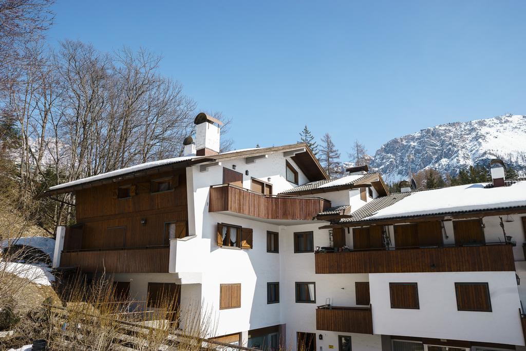Villa Franchetti - Stayincortina กอร์ตินาดัมเปซโซ ภายนอก รูปภาพ
