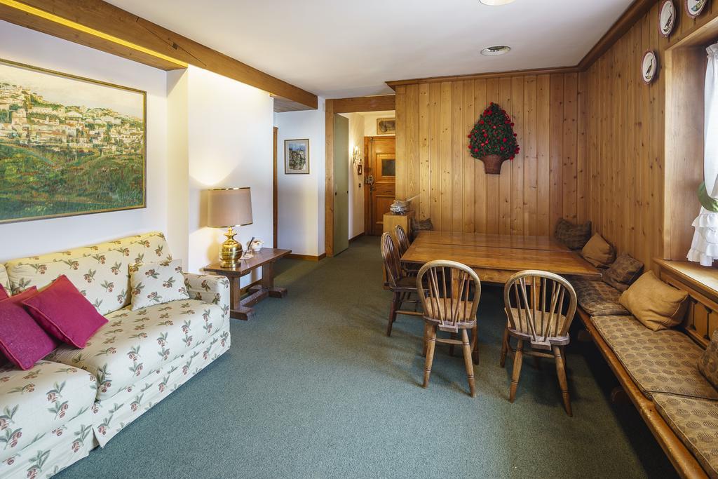 Villa Franchetti - Stayincortina กอร์ตินาดัมเปซโซ ภายนอก รูปภาพ